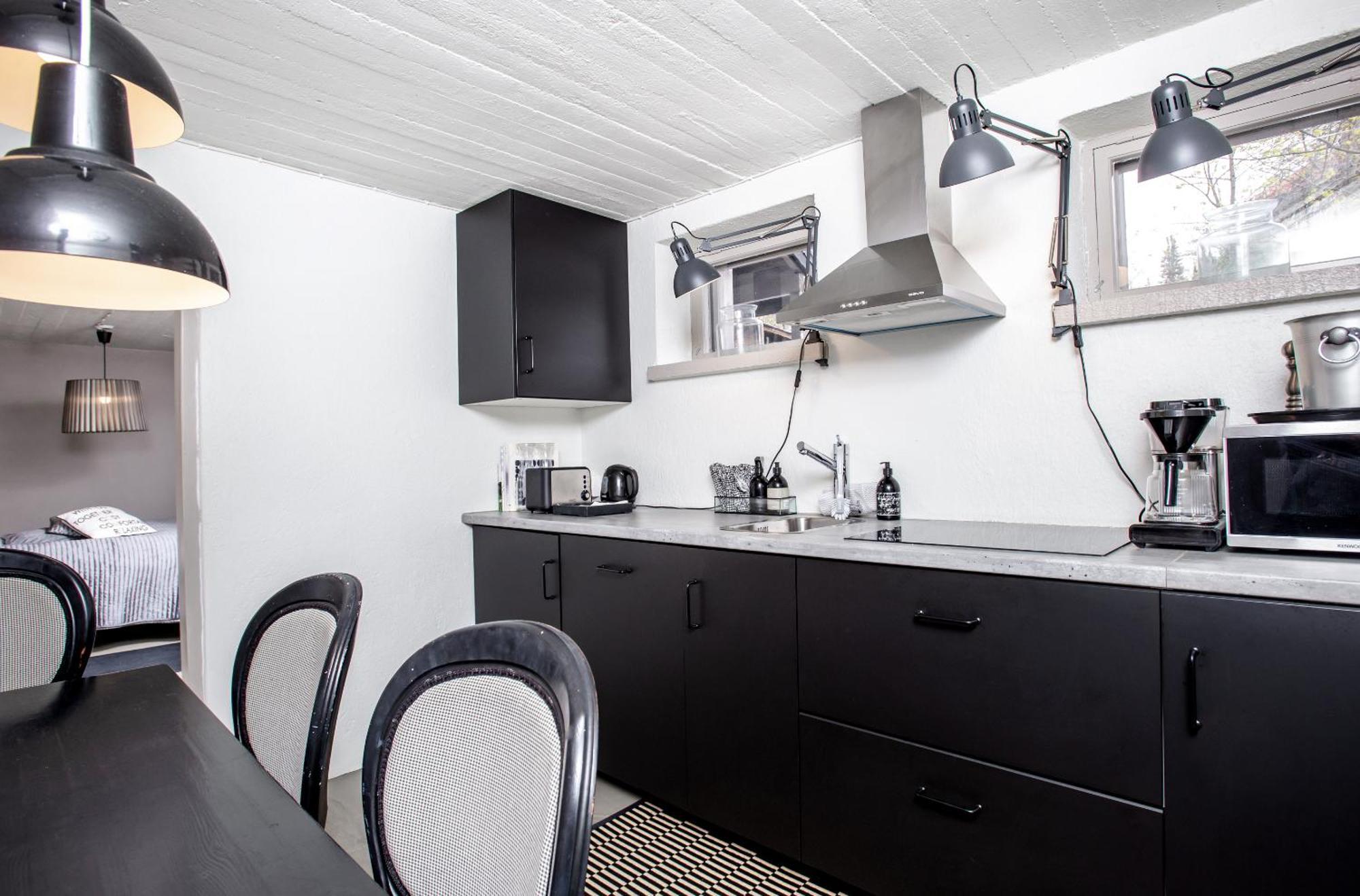 Vivante Basement Accommodation Порвоо Экстерьер фото